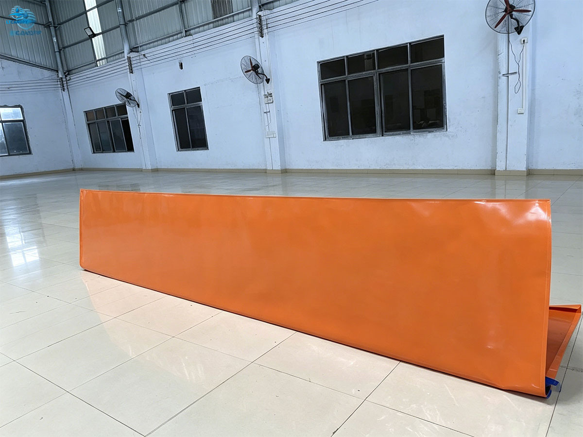 Barrera contra inundaciones personalizada para esquina